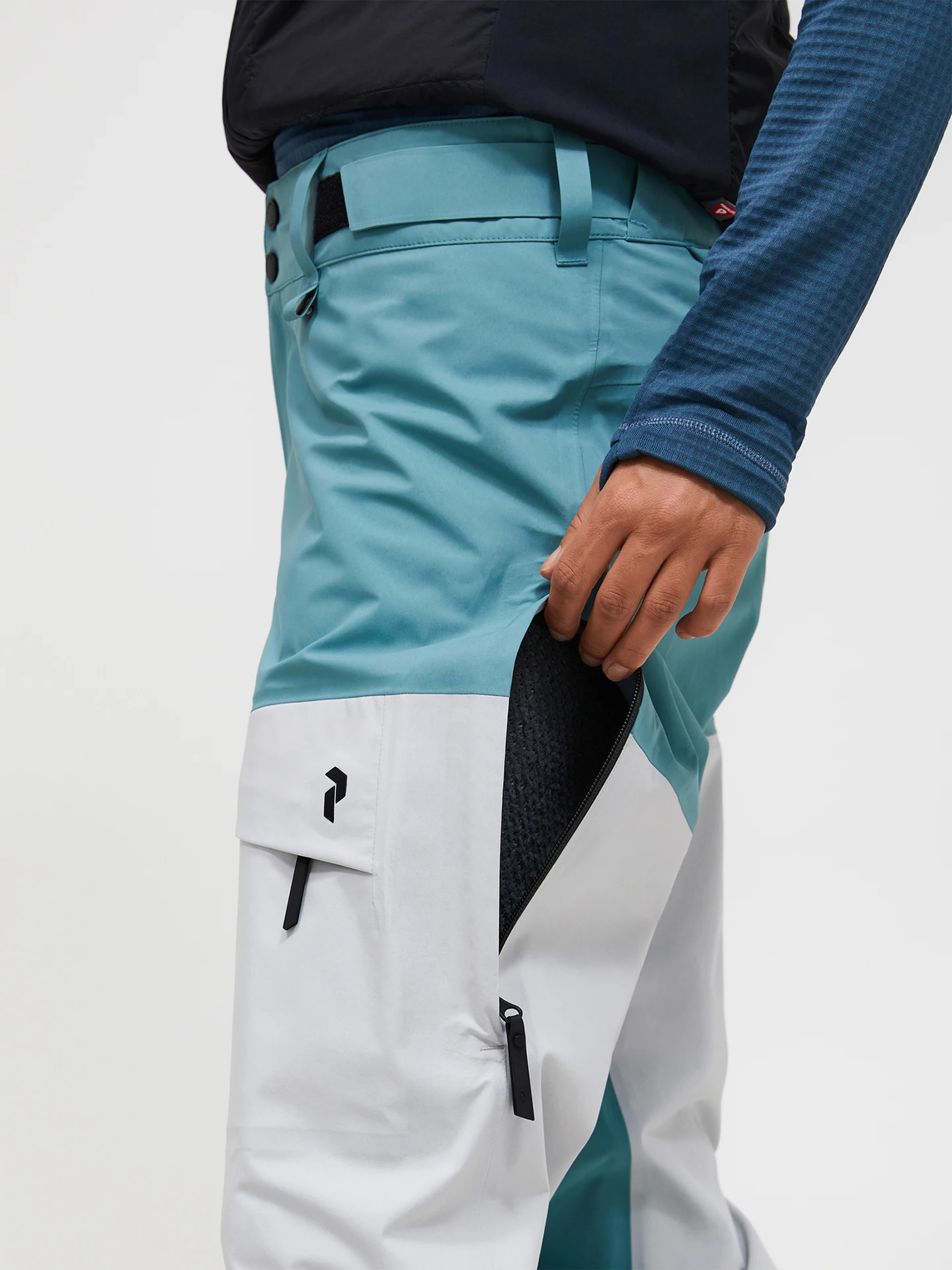 GRAVITY GORE-TEX 3L SHELL PANTS WOMEN PONDEROSA PINE (45Z) 4 GRAVITY GORE-TEX 3L SHELL PANTS WOMEN PONDEROSA PINE (45Z)
