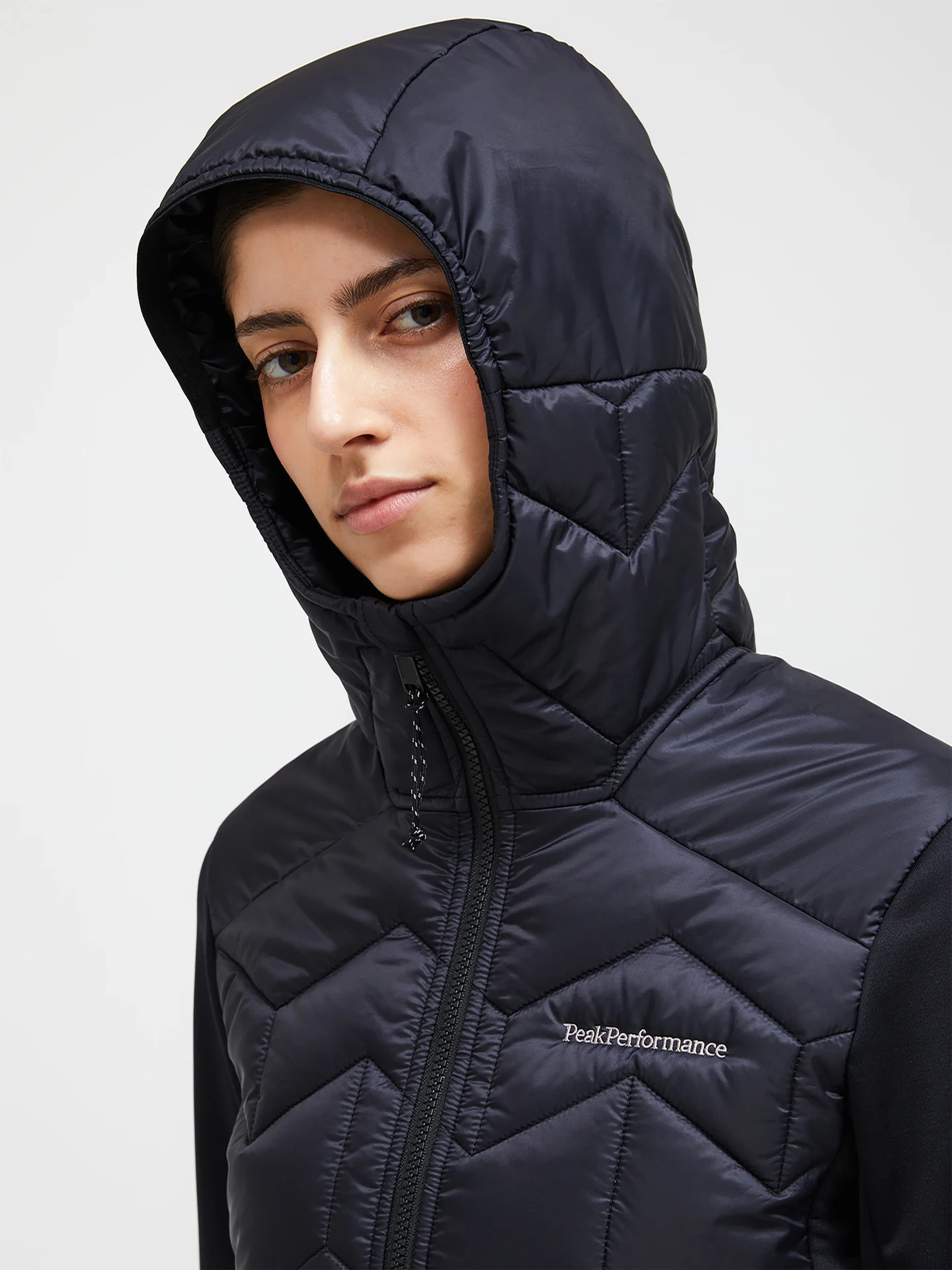 ELEVATE INSULATED HYBRID HOOD JACKET WOMEN G78316050