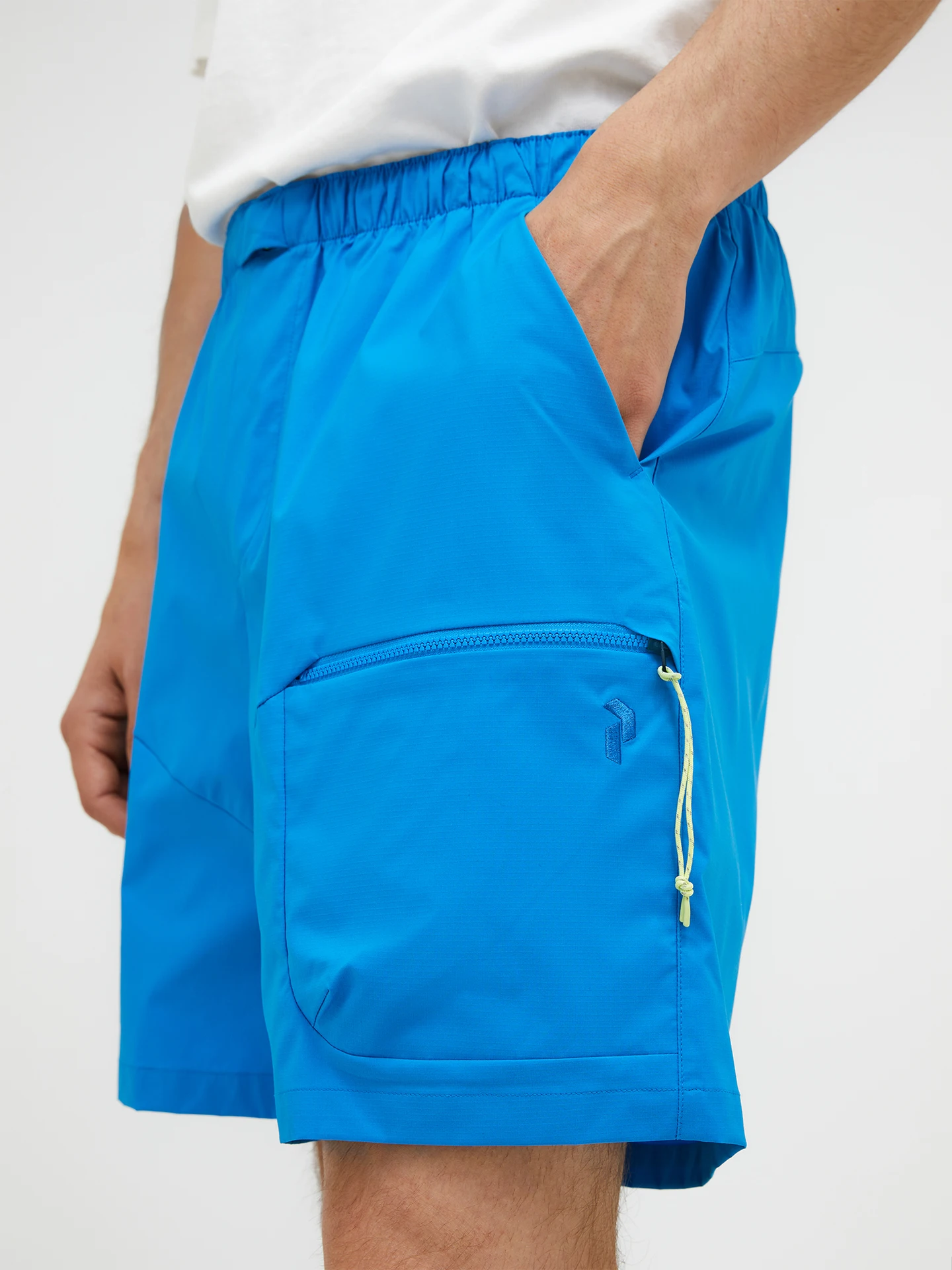 OUTDOOR CARGO SHORTS MEN WARM BLUSH (5BH)