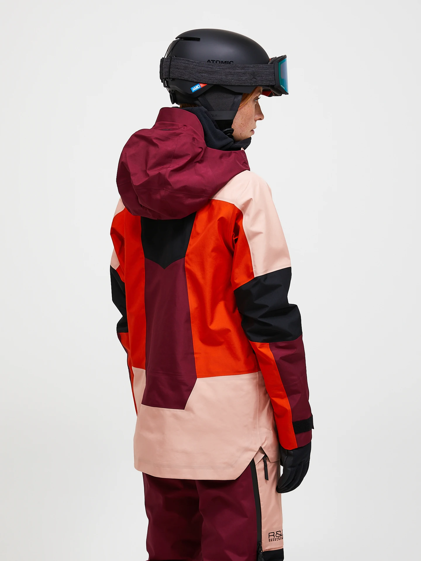 VERTICAL GORE-TEX PRO 3L SHELL JACKET WOMEN VERTICAL ZENITH (R32) / PEACH FUZZ (P63) 4 VERTICAL GORE-TEX PRO 3L SHELL JACKET WOMEN VERTICAL ZENITH (R32) / PEACH FUZZ (P63)